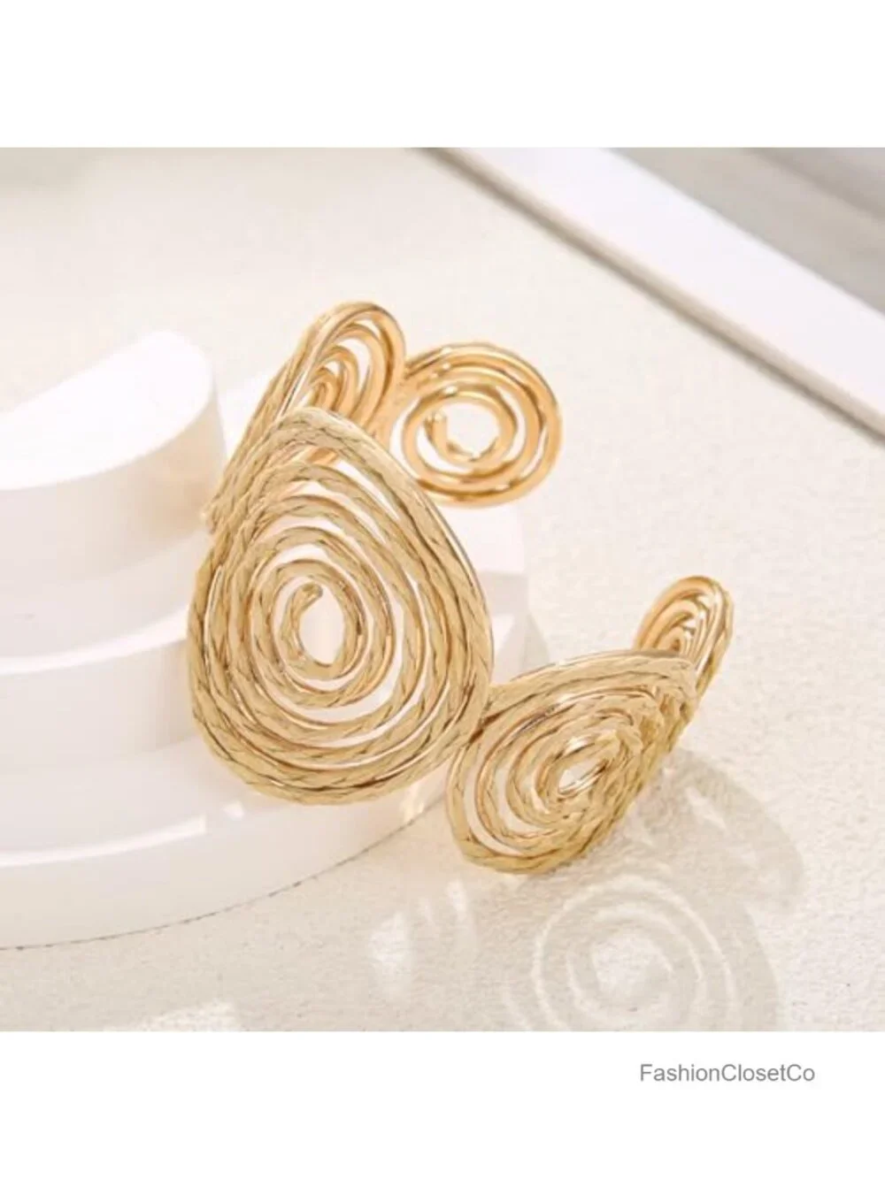 Handmade Raffia Spiral Cuff Bracelet Chunky Bangle Rattan Statement Bracelet
